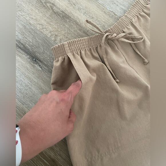 Teddi Khaki Women’s Chino Pants w/elastic waistband Size 12 - Picture 3 of 5